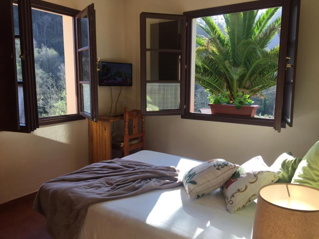 Santa Eulalia  Hotel Penacabrera 2 מראה חיצוני תמונה