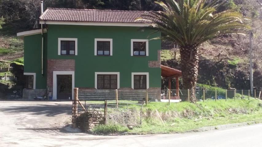 Santa Eulalia  Hotel Penacabrera 2 מראה חיצוני תמונה